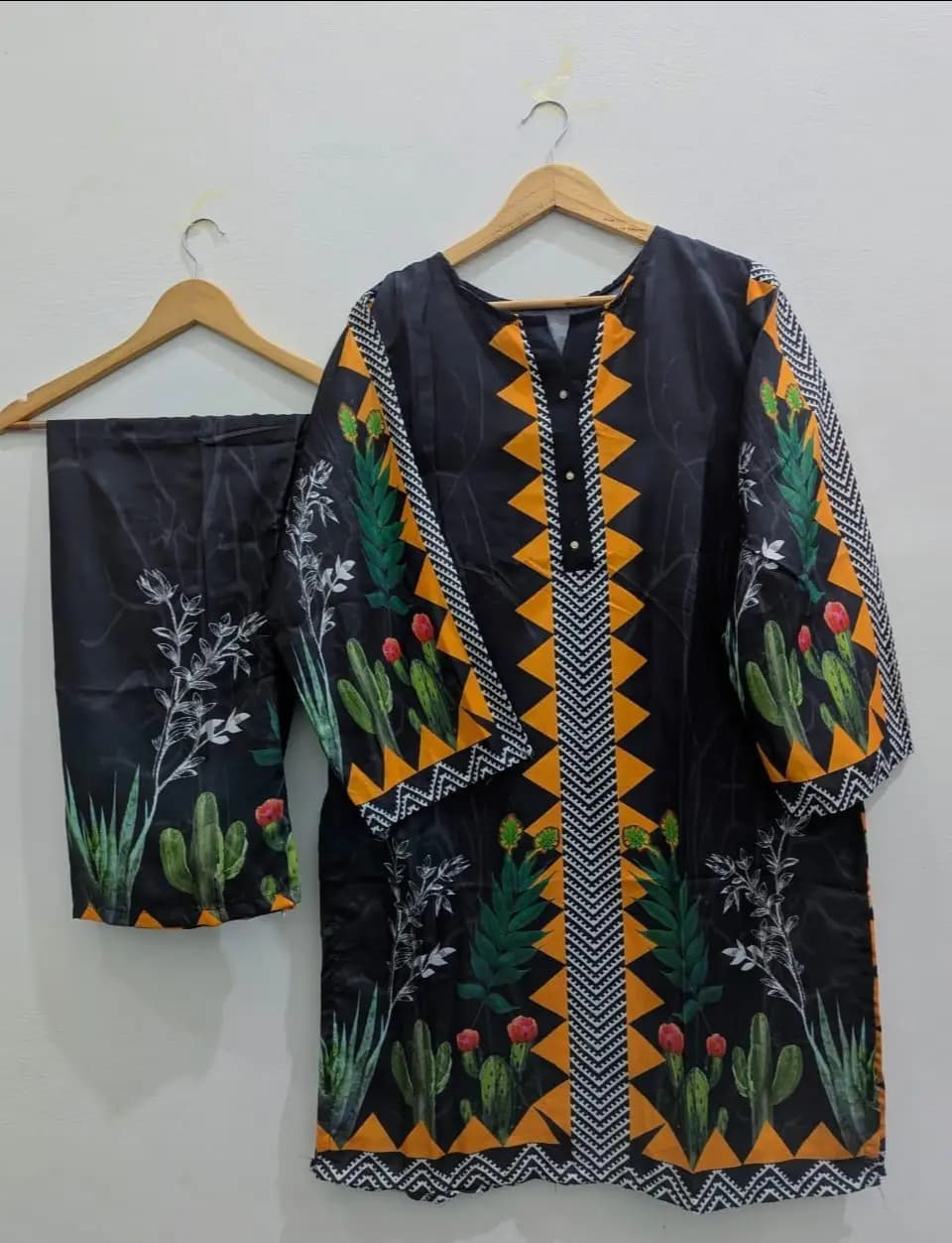 2 Pcs Women's Stitched Printed Co-Ord Set